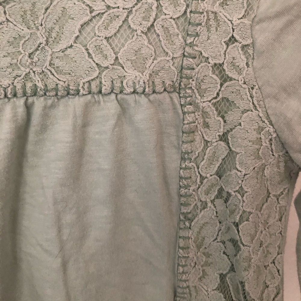 Girls lace top - Picture 2 of 4